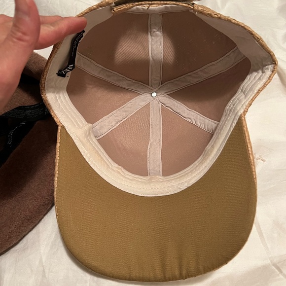 Two ZARA hats - Picture 2 of 4